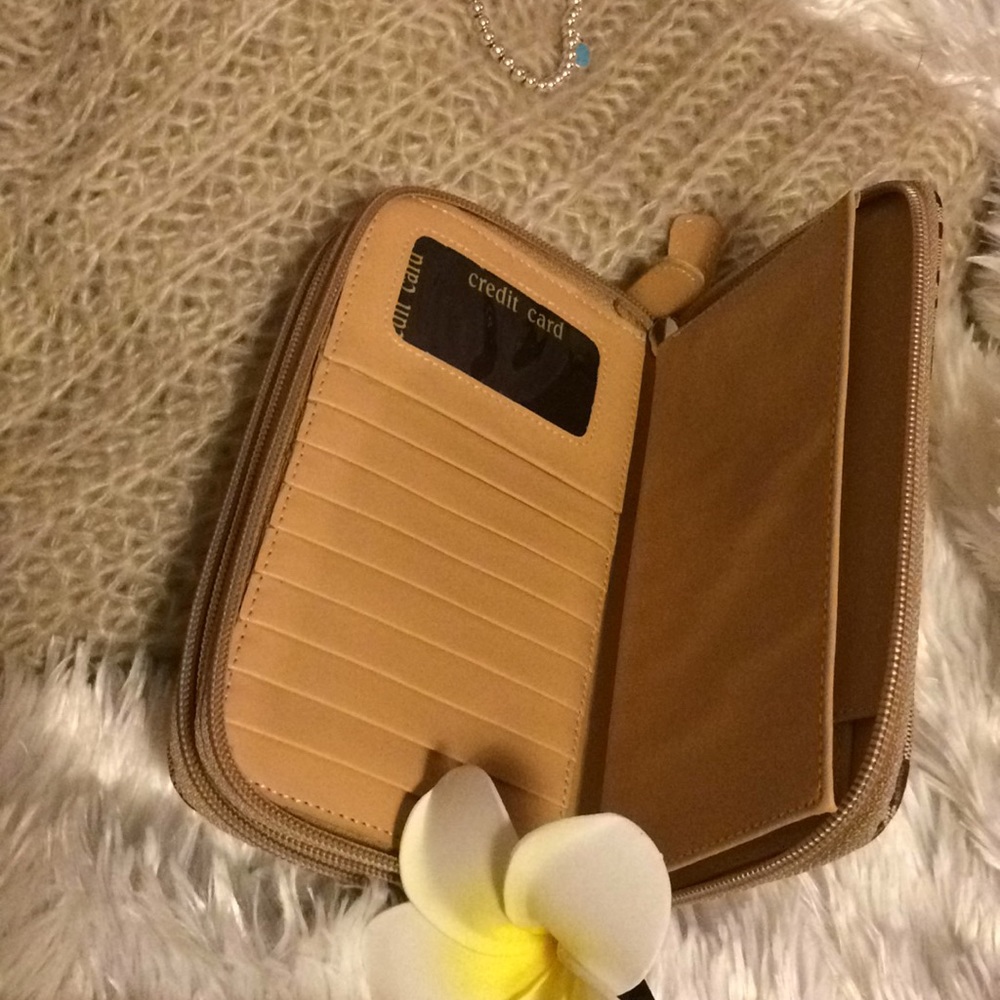 Multi Function Wallet Double Zips All D Way Around - image 3